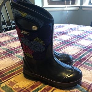 Girls Bogs Boots size 2